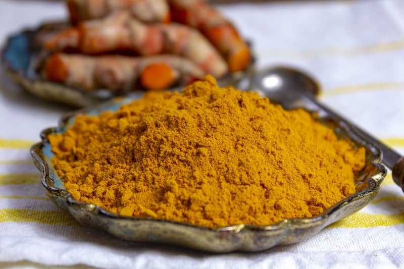 زردچوبه پاکستانی با رنگ دهی مطلوب و عطر ماندگار